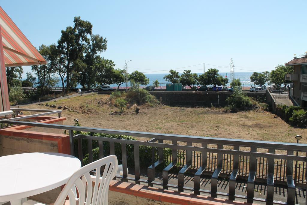 Casa Vacanze Mascali Riposto Quarto foto